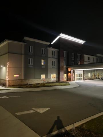 La Quinta Inn & Suites By Wyndham وينتاتشي، واشنطن المظهر الخارجي الصورة